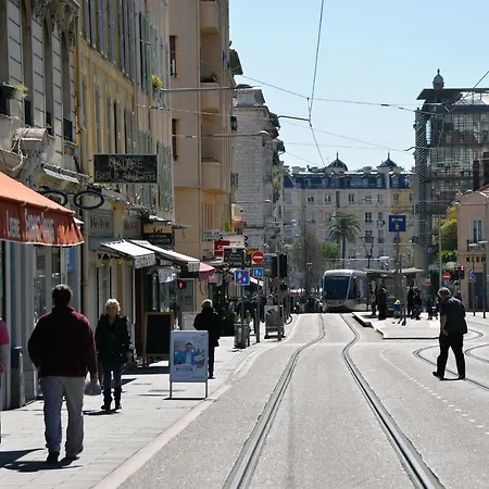 Modern & City, Tramway *
